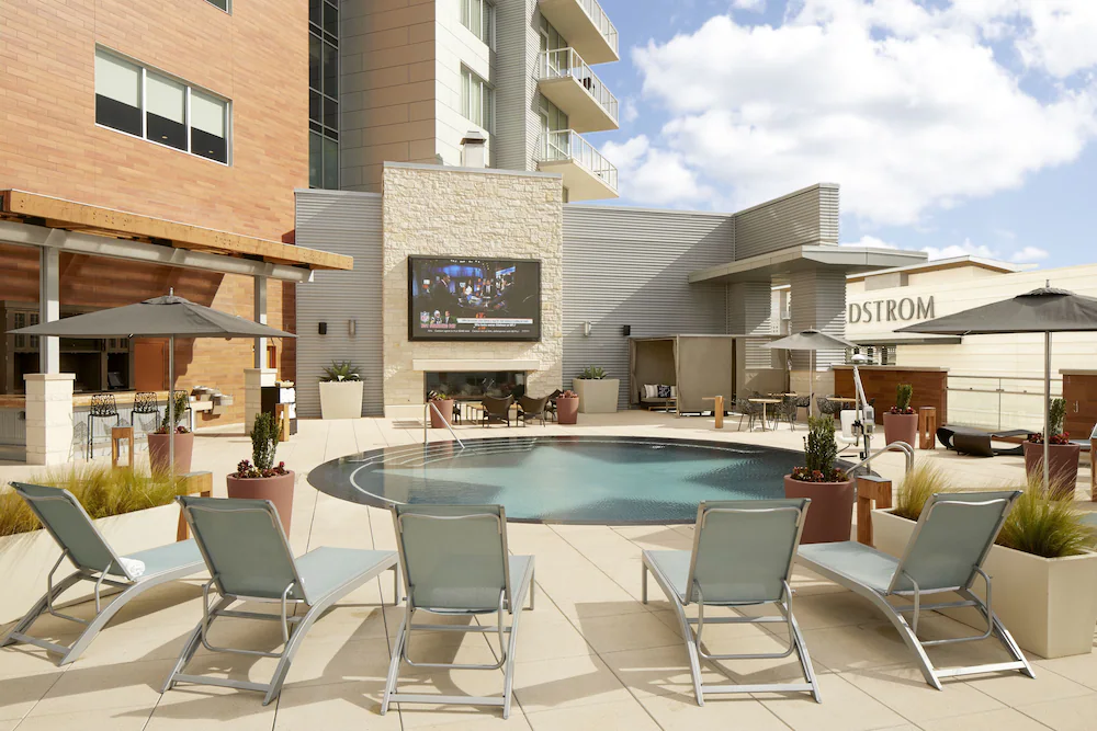The Archer Hotel 1