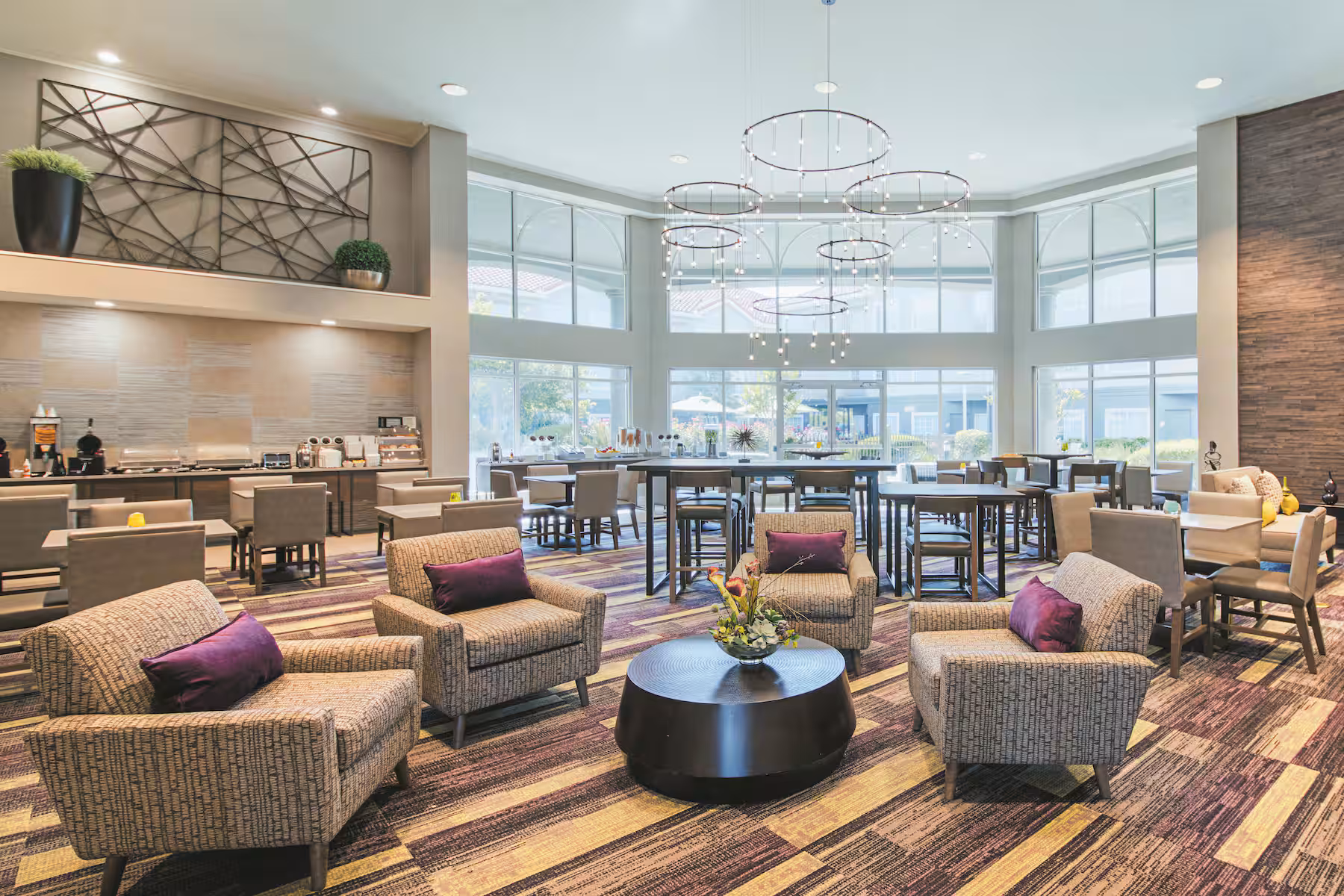 La Quinta Inn & Suites 3